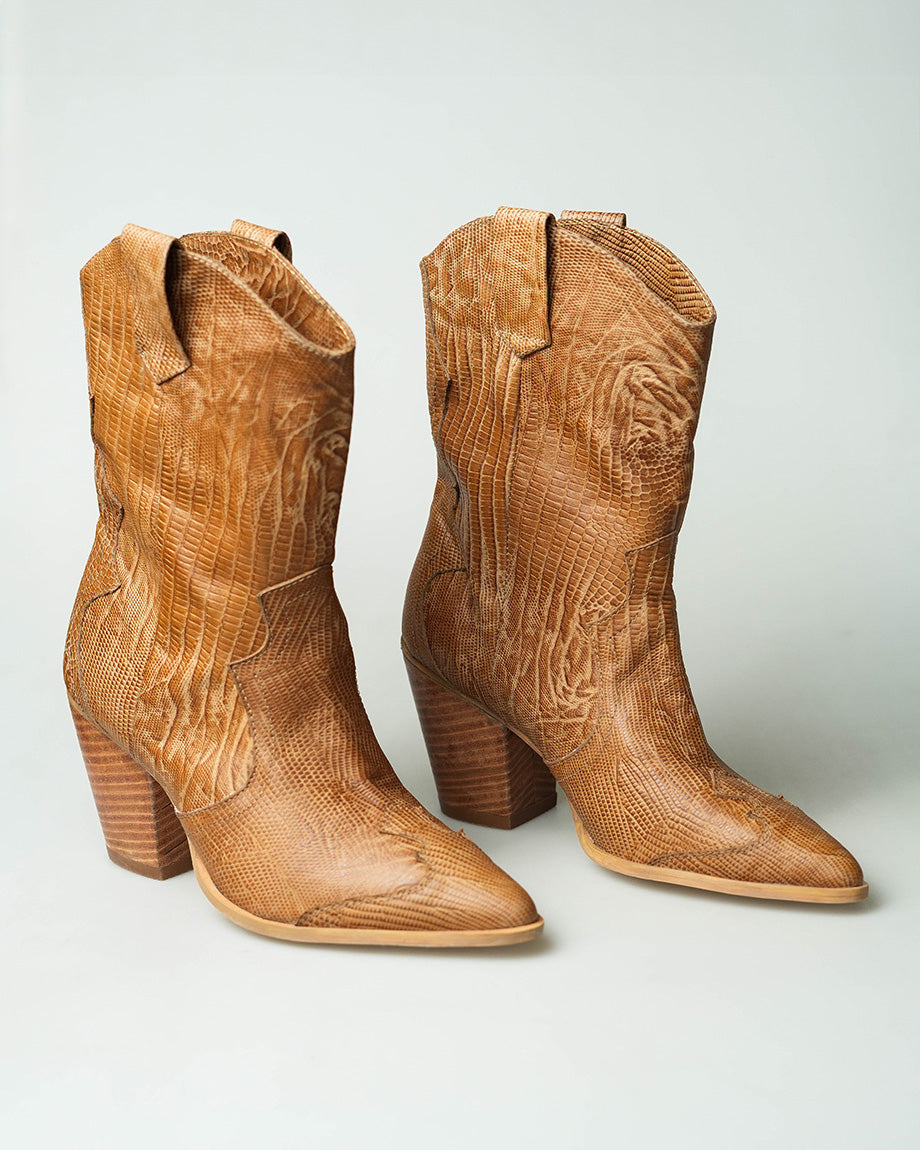 
                  
                    Austin | Camel
                  
                